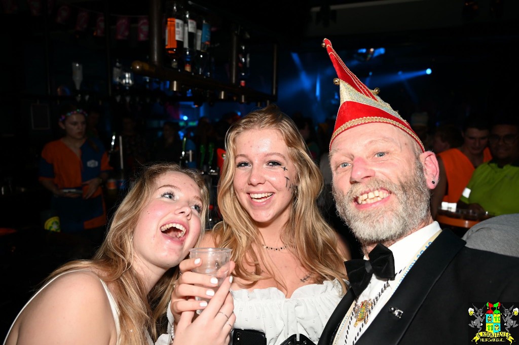 ../Images/Happy Holidays 300.jpg